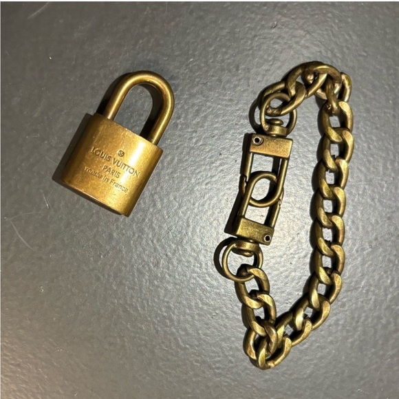 Louis Vuitton Lock and Bracelet #343 - Picture 2 of 4